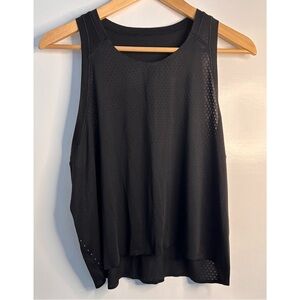 BNWOT Lululemon Lightweight Cropped Tank in Black Size 10